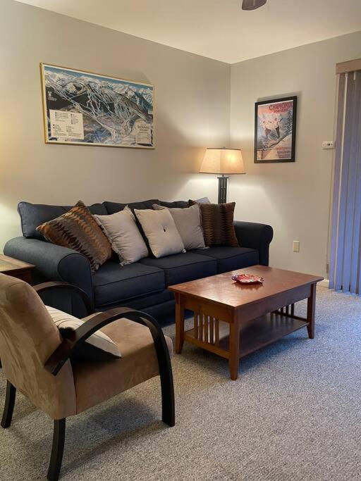 Skiing, Hiking, Village Of Eville Mtn Escape Ellicottville Exterior foto